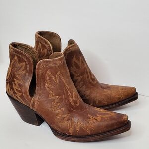 ARIAT Boots Womens Size 7B BROWN